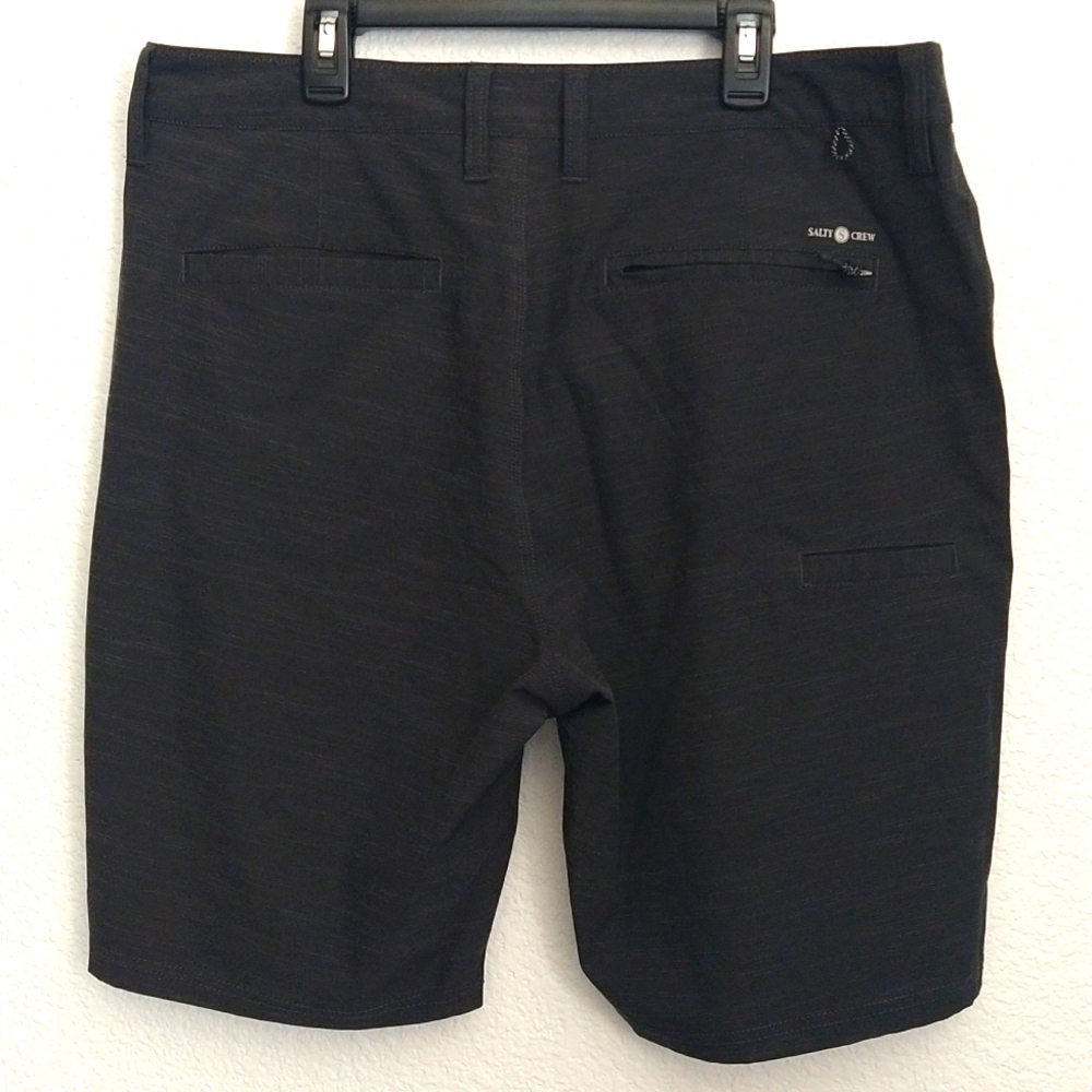 Salty Crew Men's Hybrid Dark Gray Black Shorts Size 33 Zipper Utility pocket - Picture 4 of 7